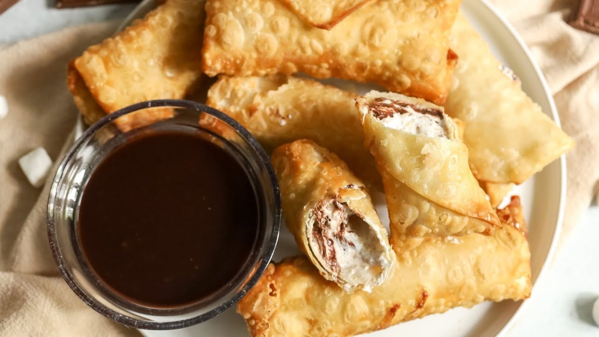 Video thumbnail for Make Gooey S'mores Egg Rolls With Just 5 Ingredients