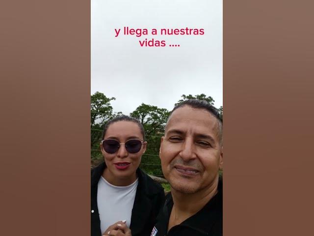 Video thumbnail for Un nuevo trío, un nuevo amor, cómplice de aventuras
