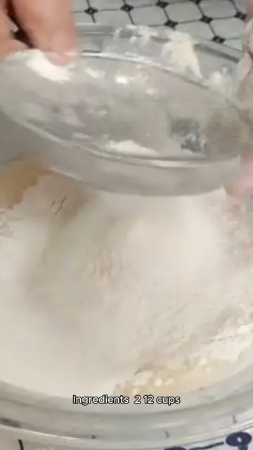 Video thumbnail for empanada dough recipe