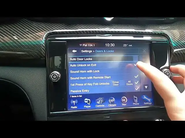Video thumbnail for How to Enable or Disable Auto Door Lock in Maserati Quattroporte II (2013–now) | Manage Door Locks