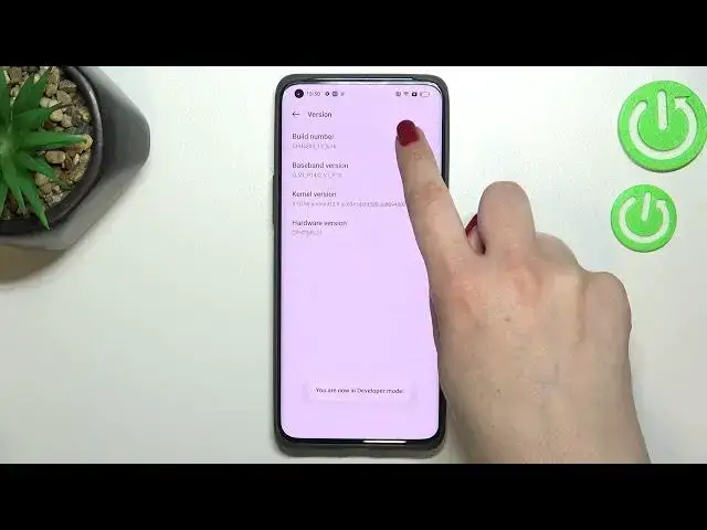 'Video thumbnail for How to Activate Automatic System Updates on OPPO Find X5 Pro'