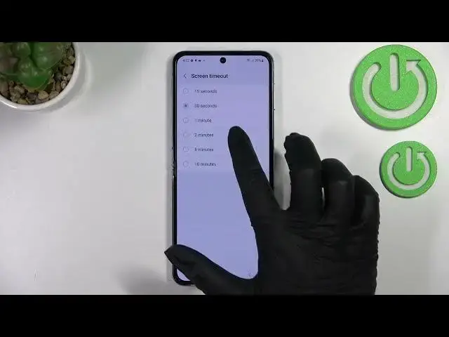 'Video thumbnail for How to Change Screen Timeout on Samsung Galaxy Z Flip4 - Set Up Sleep Time'