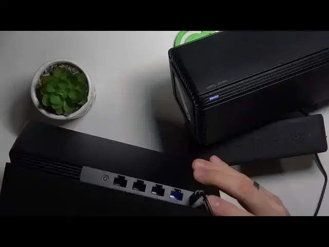 Video thumbnail for The Easy Way to Fix Your Router's Problems - Factory Reset XIAOMI Mesh System AX3000 with Reset Key