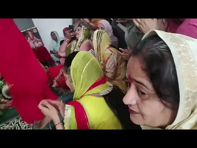 Video thumbnail for यूपी वाली का धरती फाड़ डांस  कृष्ण भजन#happy_lokgeet #viral #डांस #bhajan #krishna