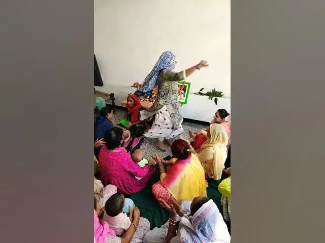 Video thumbnail for Mast Daman Dance #short #shorts | Happy Lokgeet