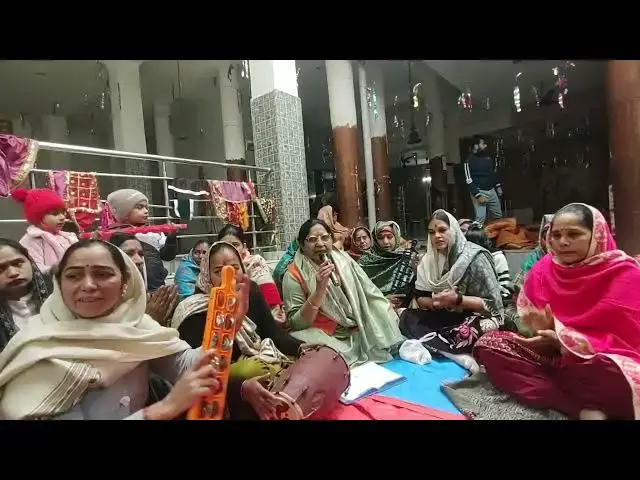 Video thumbnail for मेरी झोपडी के भाग आज खुल जाएंगे #happy_lokgeet #viral #hindi #topbhajan#bhaktisadhna