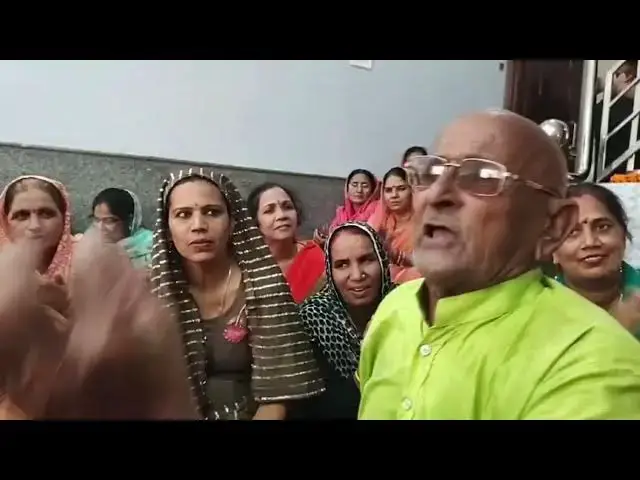 Video thumbnail for गुजर धोर गुजरी भी दोनों जने रहे सोए#happy_lokgeet #viral #हरियाणवी #topbhajan#क़ृषण भजन