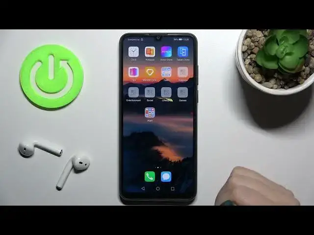 'Video thumbnail for How to Create Home Screen Folders in Honor 9A - Put Desired App into Folders'