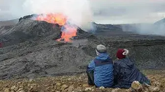 Video thumbnail for Iceland eruption Fagradalsfjall, Reykjanes peninsula, 2021 - lava watcher