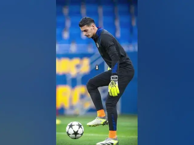 Video thumbnail for EL GOLAZO DE PANENKA DEL PORTERO DEL JUVENIL DEL BARÇA