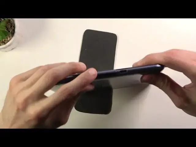 Video thumbnail for How to Insert SIM Card and SD Card into IGET Smart L203