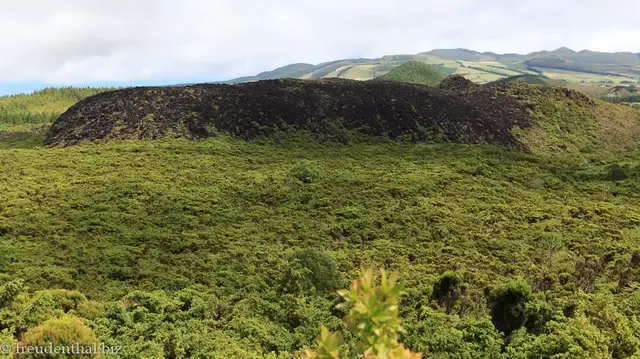 Video thumbnail for Terceira - Wanderung zu den Misterios Negros | Azoren