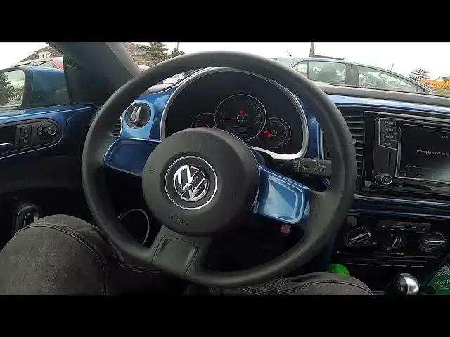 'Video thumbnail for How to Check Contact List on Radio Display in Volkswagen Beetle ( 2011 – 2017 ) | Open Phone Book'