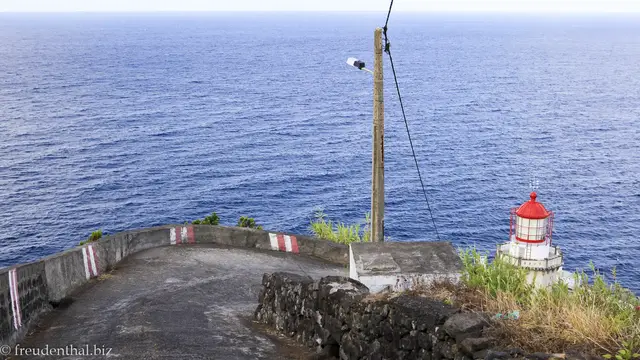Video thumbnail for Farol do Arnel - Leuchtturm bei Arnel auf São Miguel | Azoren