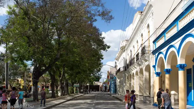 Video thumbnail for Rundgang durch Bayamo | Rundreise Kuba