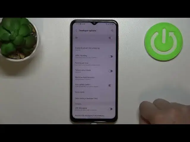 'Video thumbnail for How to activate Auto System Updates on SAMSUNG Galaxy M13 - Turn On Automatic System Updates'