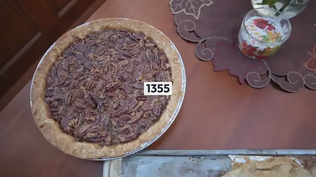 Video thumbnail for Pecan Pie Cobbler