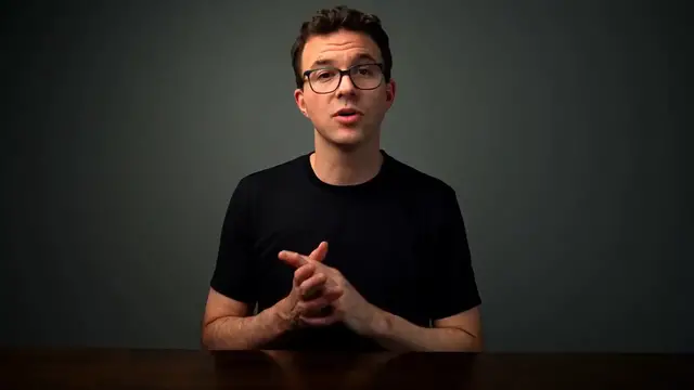 Video thumbnail for How to Edit Videos on Your iPhone with iMovie (Tutorial for Beginners)