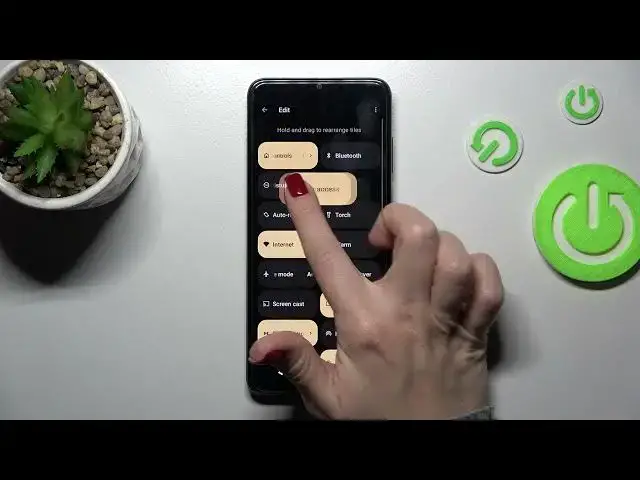 Video thumbnail for How to Edit Notification Panel Shortcuts on MOTOROLA Moto E22