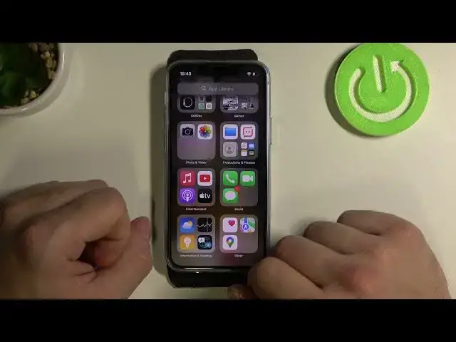 'Video thumbnail for How to Remove & Restore Messages Icon on iPhone 13 mini'