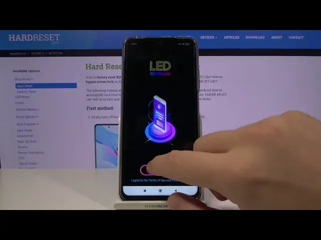 'Video thumbnail for How to Install LED Keyboard in Xiaomi Mi 10T Lite'
