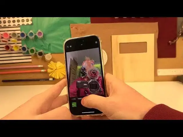 'Video thumbnail for How To Take Selfie on iPhone 14 Pro - Use Front Camera'