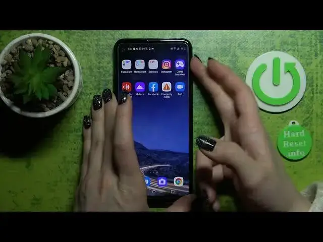 Video thumbnail for How to Turn Off Always On Display on LG Q70 - Use Muviz Edge App