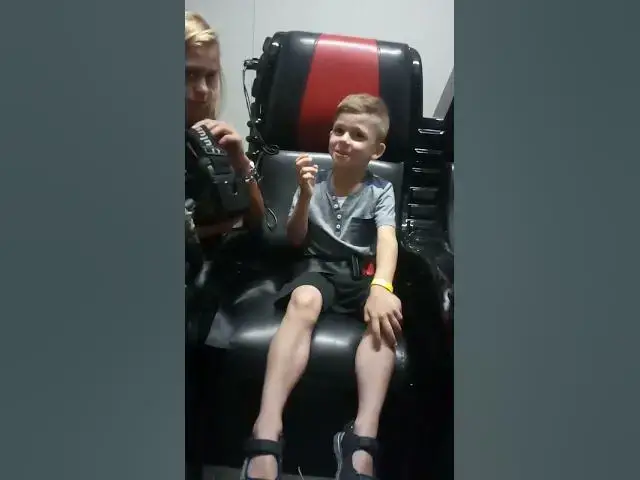 'Video thumbnail for Первый раз на игровом тренажёре .'