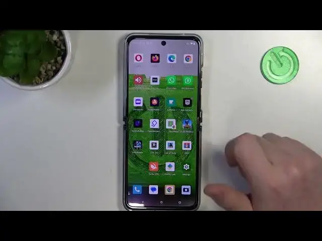 Video thumbnail for How to Create a Web Page Shortcut on the Home Screen of MOTOROLA Razr 40 Ultra