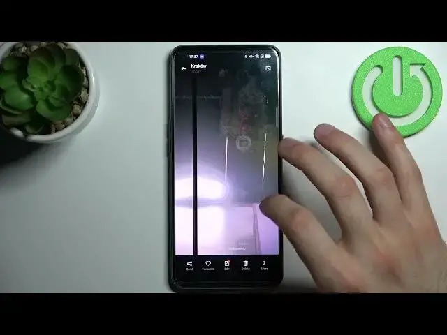 Video thumbnail for How to Turn On / Turn Off Camera Mirroring on OPPO A94 5G - Flip Selfie