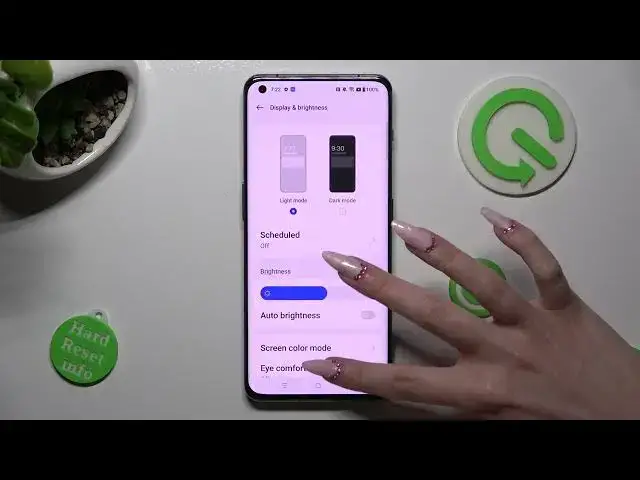 'Video thumbnail for How To Change Font Style In OnePlus 11'