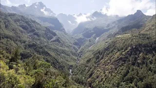 Video thumbnail for Cilaos Wanderung zum Bras Rouge | Île de la Réunion