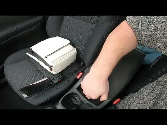 Video thumbnail for How to Find AUX Jack in Nissan Qashqai II ( 2014 – 2021 ) - Connect your Smartphone via AUX