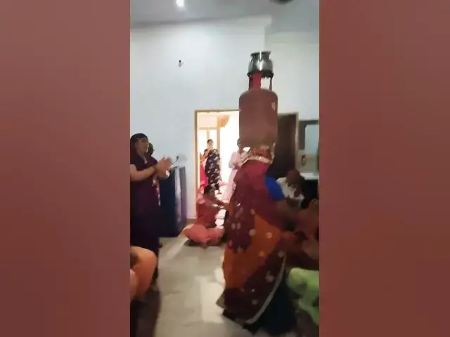 Video thumbnail for ❤️ तूफानी डांस ,सिलेंडर टोकनी साथ#viral #डांस #shorts #happy_lokgeet