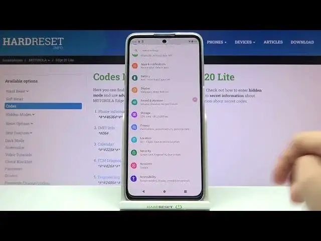 Video thumbnail for How to Manage Charging Sound in MOTOROLA Edge 20 Lite – Charging Vibration Settings