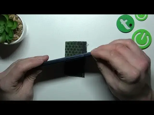 'Video thumbnail for Does the MOTOROLA Moto G53 Phone Have an SD Card Slot? Let's Find Out!'