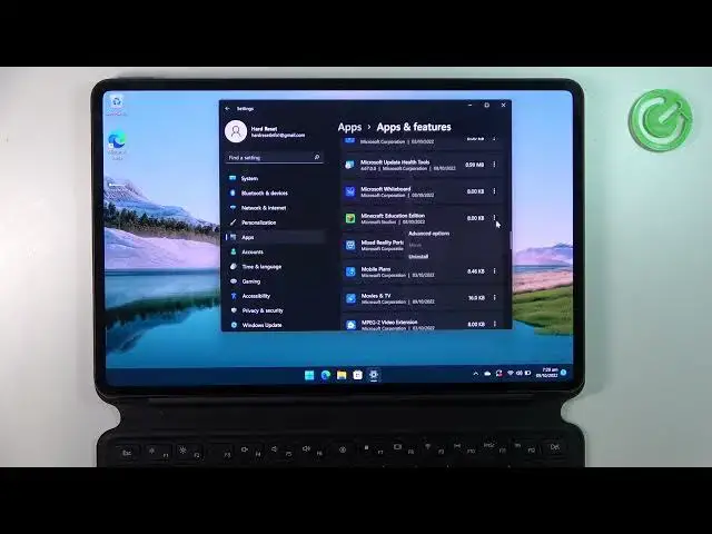Video thumbnail for HUAWEI MateBook E Windows 11 - How To Remove Apps & Games