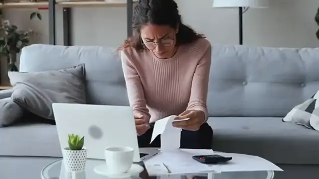 Video thumbnail for Saving Money and Budgeting Do These 6 Things As Soon As You Get Paid