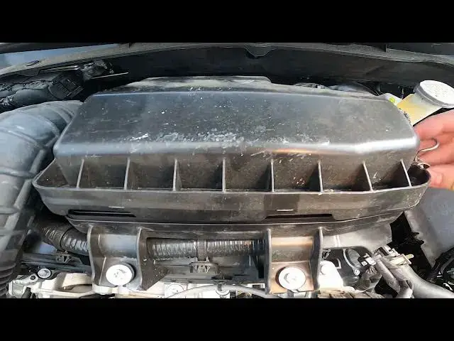 Video thumbnail for Where is Air Filter in Suzuki Swift VI (2017 – now) | Air Filter Location