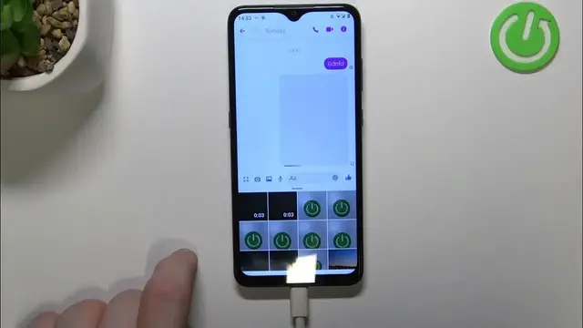 Video thumbnail for Jak wysłać zdjęcie w Messenger?