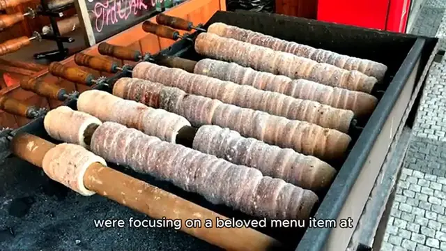 Video thumbnail for Texas Roadhouse Rolls Recipe