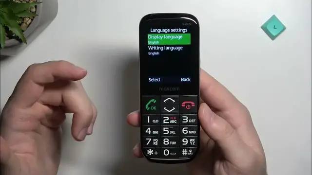 Video thumbnail for Jak zmienić język w telefonie MAXCOM Comfort MM724?