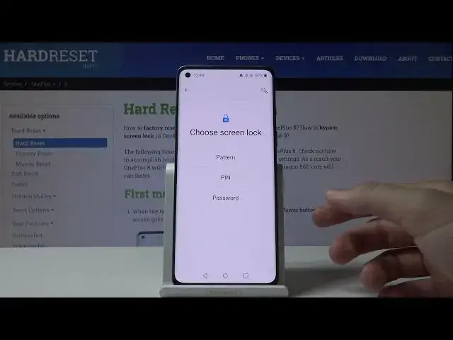 'Video thumbnail for OnePlus 8 and Application Protection - Set Up App Lock'
