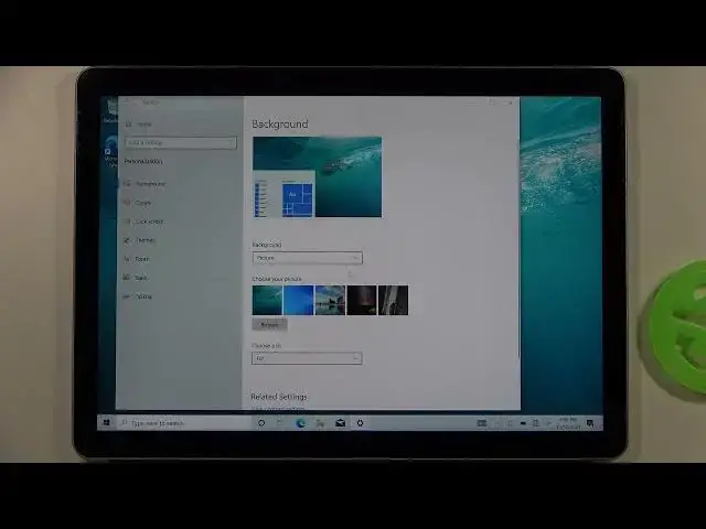 'Video thumbnail for How to Change Wallpaper on MICROSOFT Surface Go 2 – Manage Display Settings'