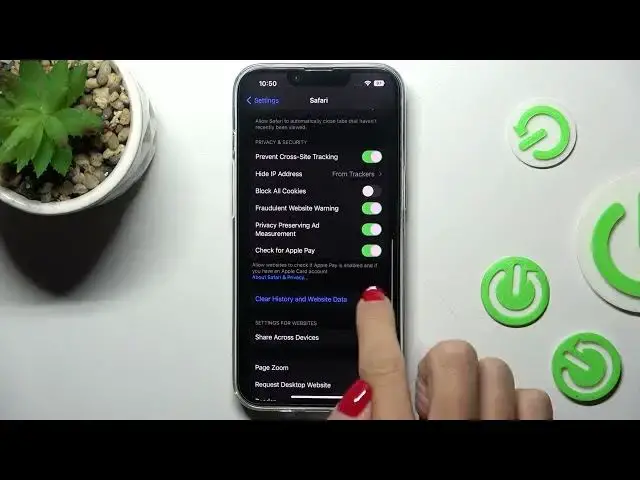 'Video thumbnail for How to Clear Browsing Data on iPhone 14? | Remove Safari Data'