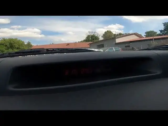 Video thumbnail for How to Check Current Fuel Consumption in Suzuki Swift IV ( 2004 - 2010 ) - Control Fuel Consumption