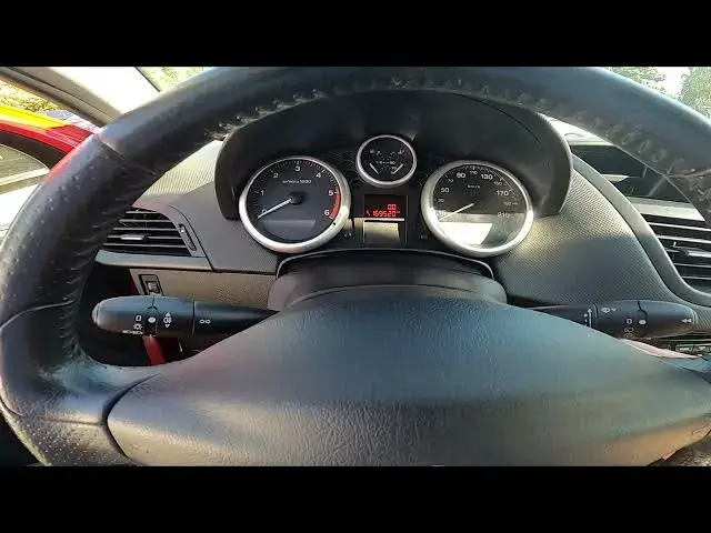 'Video thumbnail for How to Find Oil Level Info in Peugeot 207 ( 2015 – 2020 ) | Check Oil Level via Instrument Cluster'