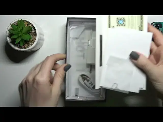 Video thumbnail for Does Infinix Hot 11 come with a 35 mm Headphones Adapter?