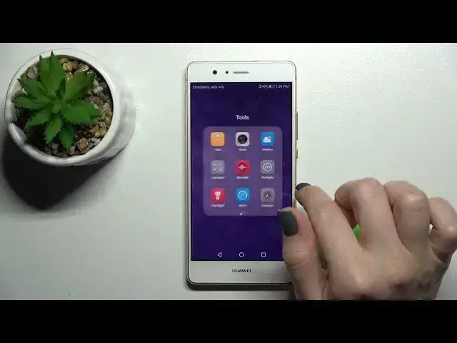 'Video thumbnail for Find My Downloaded Files - HUAWEI P9 Lite and Folder with Downloads'