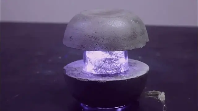 'Video thumbnail for Homemade Modern Concrete LED desk lamp'